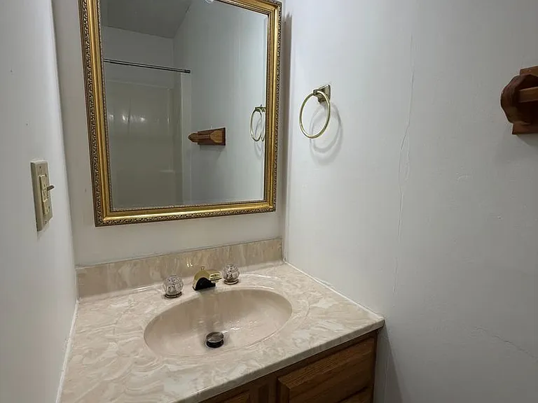 104 Short St — Photo 11