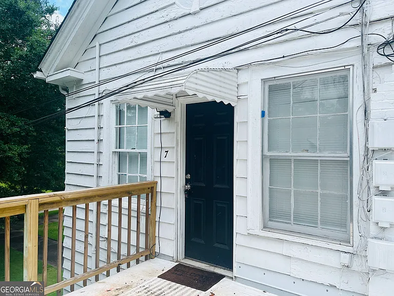 504 Broad St #7 — Photo 3