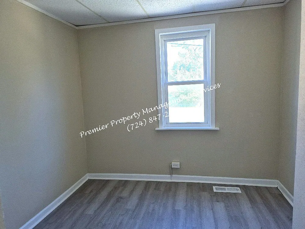 2008 7th Avenue, Unit Middle — Photo 4