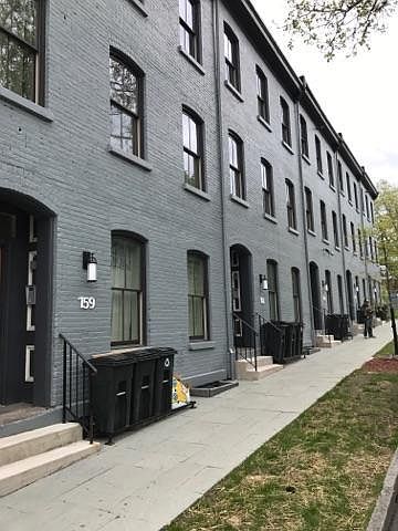 1st image of 165 Washington St #1