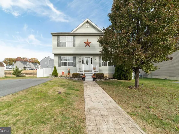 7432 Blevins Ave, Baltimore, MD 21219