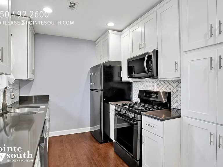 635 W Lee St — Photo 9