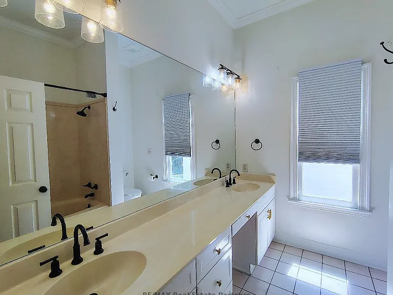 6 Tyler Cv — Photo 18