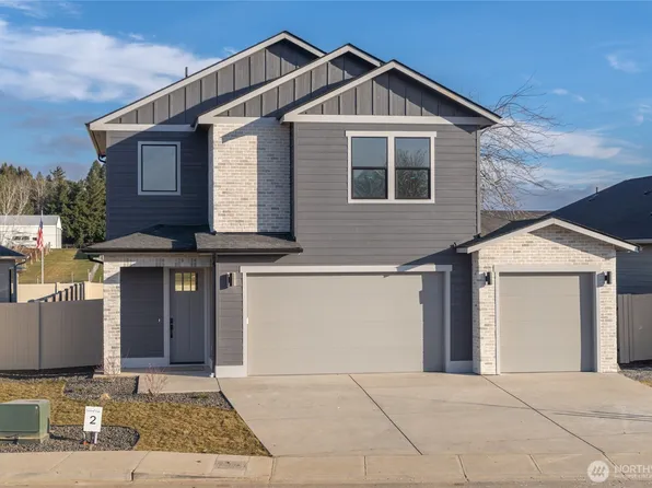 567 S Perry Avenue, East Wenatchee, WA 98802