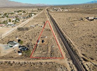 2 Joshua Rd, Apple Valley, CA 92308