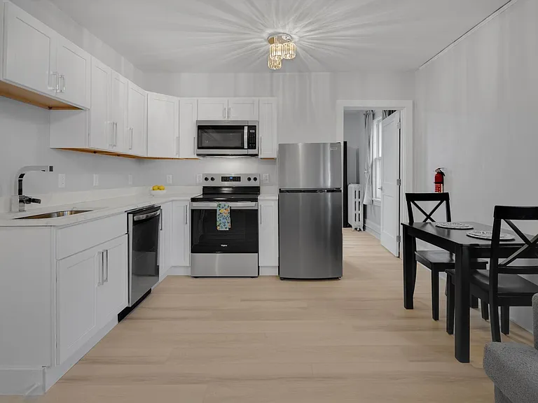 104 Harvard Pl — Photo 162