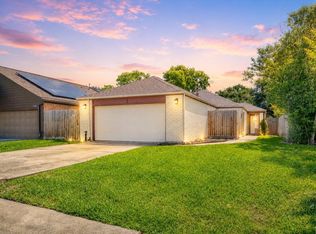 11107 Kitty Brook Dr, Houston, TX 77071