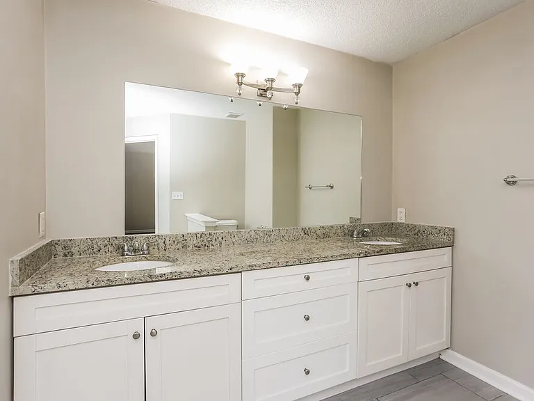 359 Tait Rd — Photo 13