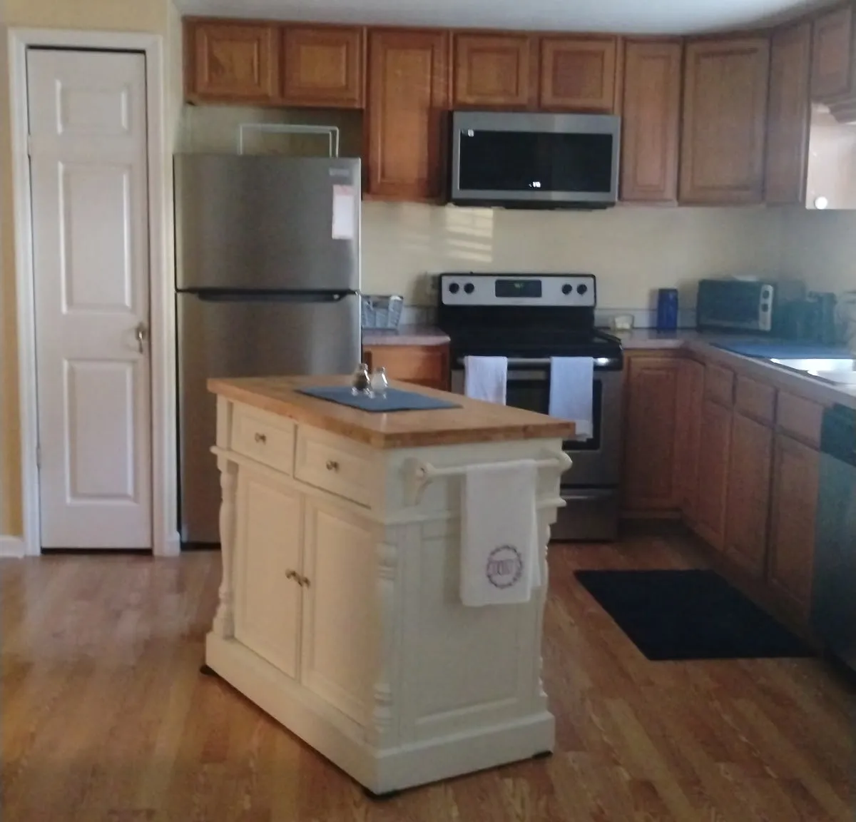 2 bed, 1155 sqft, $900 — Photo 4
