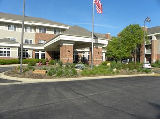 801 N McLean Blvd APT 124, Elgin, IL 60123