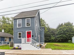 42 Ward St, Salem, NJ 08079