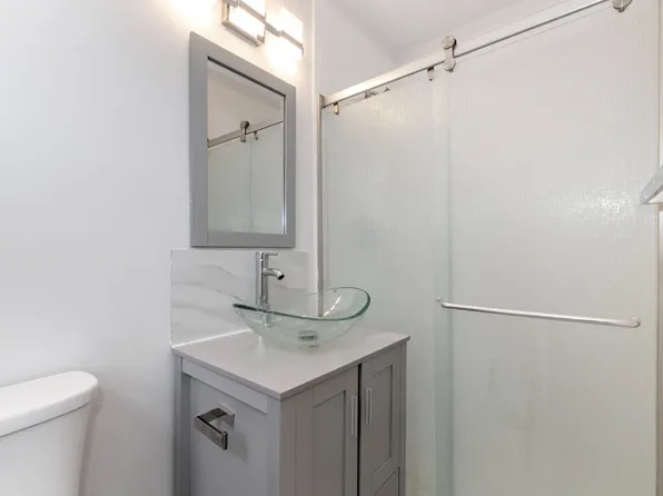 215-03 17th Avenue image 13 of 37