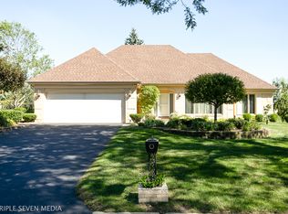 8361 S Park Ave, Burr Ridge, IL 60527