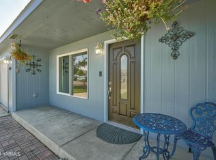 1000 Merlot St, Granger, WA 98932