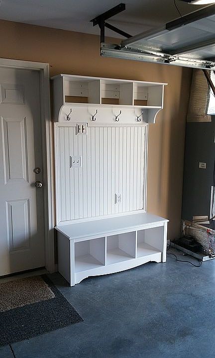 Entryway bench/storage-2017