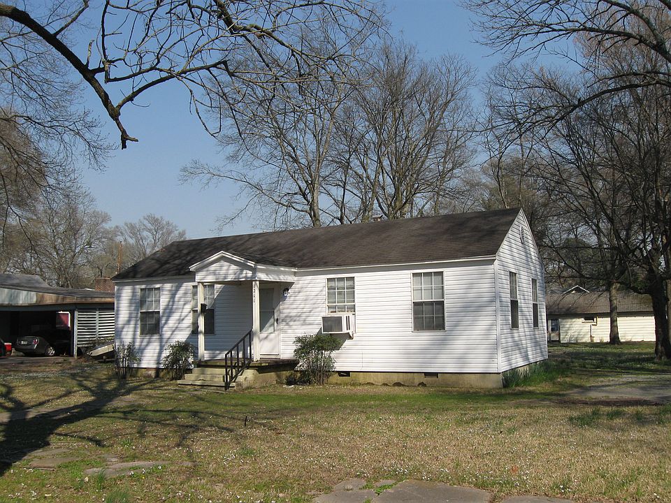 1st image of 1211 S College St