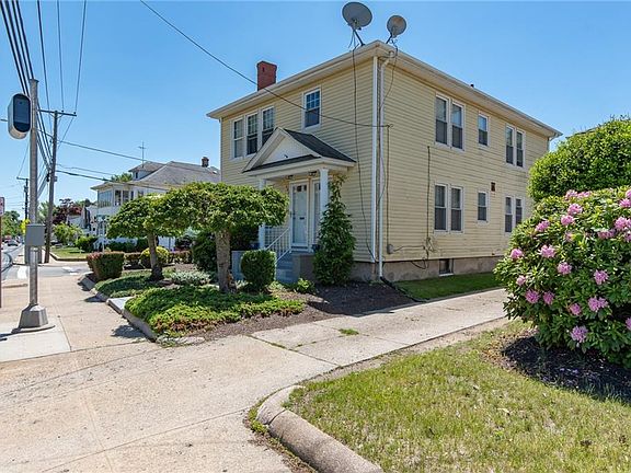 2nd image of 294 Smithfield Ave
