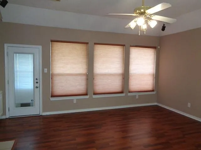 58 Parkway Pl — Photo 6