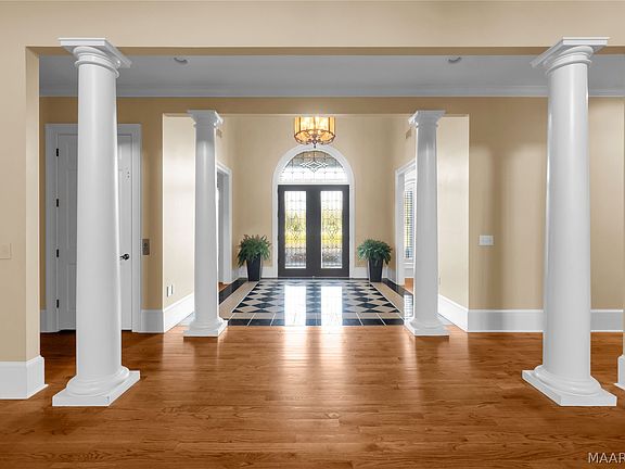 5th image of 6250 Thach Rd