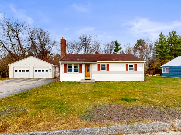 4 Carson Street, Auburn, ME 04210