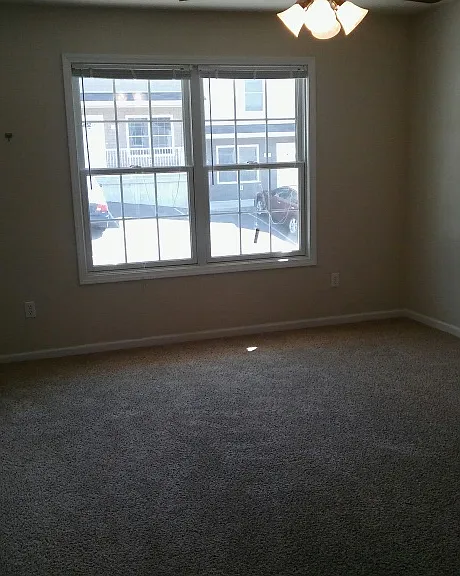 2101 Vichy Rd — Photo 9