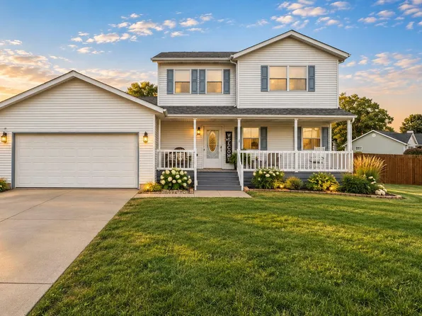 1611 N Crest View Dr, La Porte, IN 46350