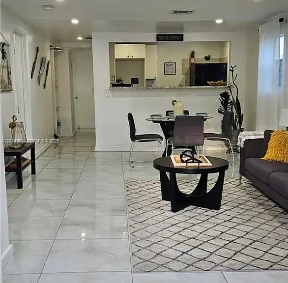 144 NW 7th Ave — Photo 9