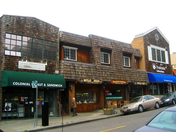 2085 Mountain Blvd APT B