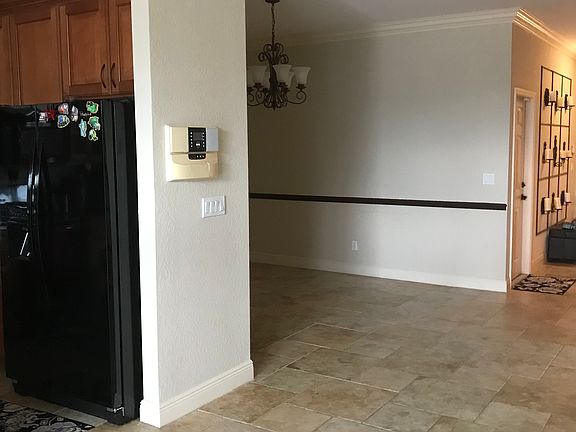 5th image of 1153 Normandie Way