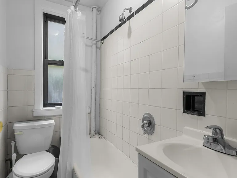 104 W 96th St #7 — Photo 10