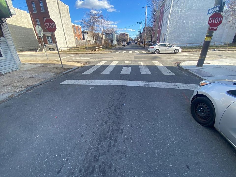 1st image of 2401 W Montgomery Ave