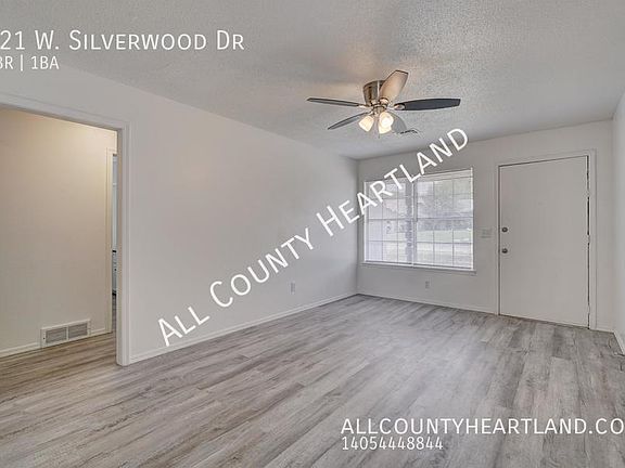 2nd image of 321 W Silverwood Dr