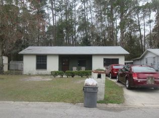 8366 Gullege Dr, Jacksonville, FL 32219