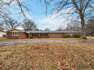 2407 Saddle Club Rd, Burlington, NC 27215