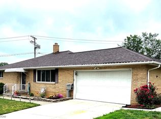 5497 Carol Jean Blvd, Garfield Heights, OH 44125