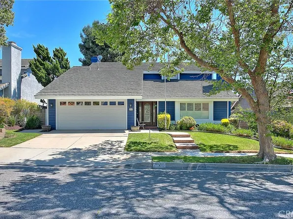 56 Village Loop Rd, Pomona, CA 91766