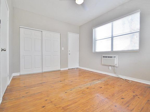 5th image of 860 Euclid Ave APT 20