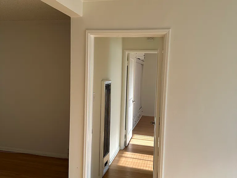 231 W Olive St #13 — Photo 10