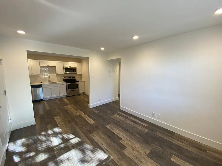 3717 Oxford Blvd #13 — Photo 4
