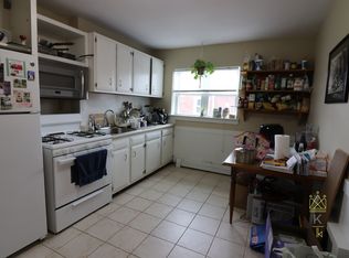 34 Beechcroft St APT 4, Brighton, MA 02135