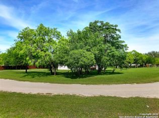 424 County Road 5634, Castroville, TX 78009