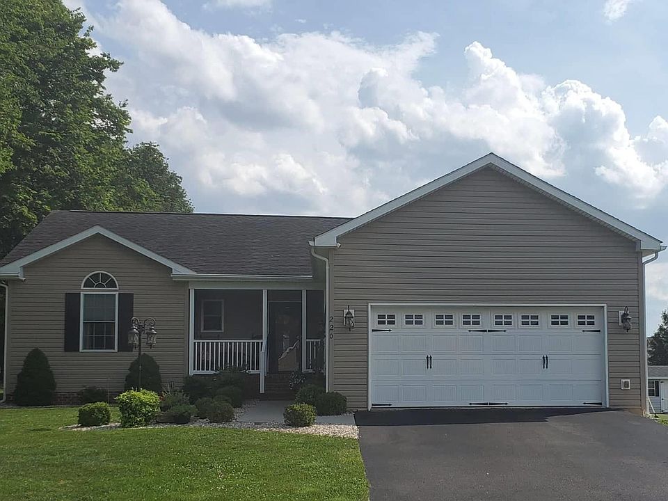 2nd image of 220 Morningside Dr