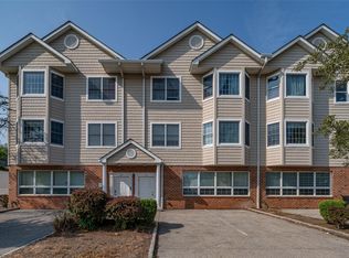 135 Montgomery St, Scarsdale, NY 10583