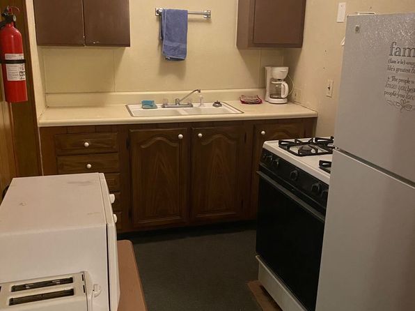 103 W 1st St APT C
