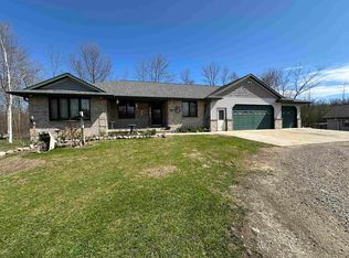 2630 Monette Rd, Little Suamico, WI 54141