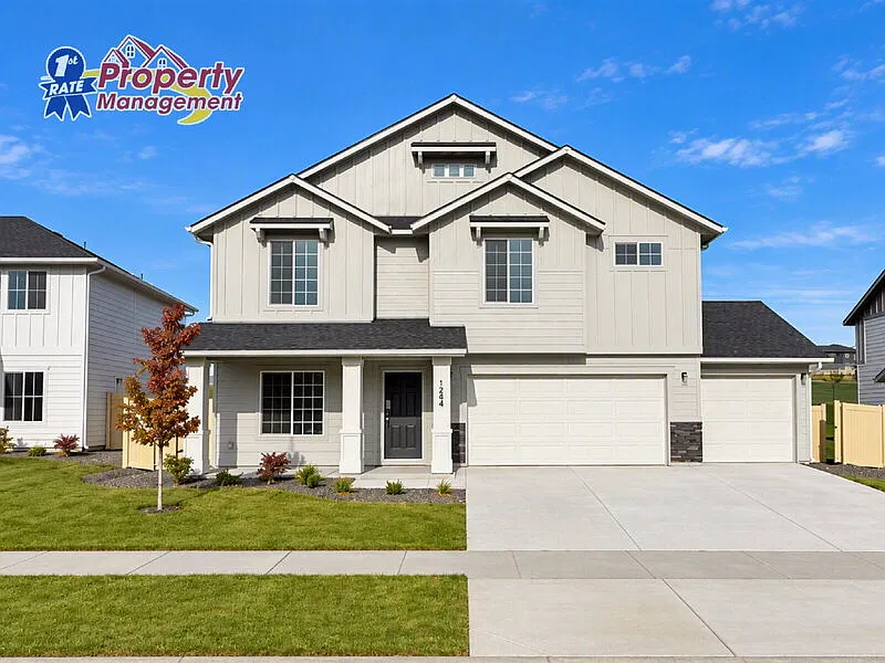 5 bed, 3.0 bath, 2616 sqft, $2,995 — Photo 1