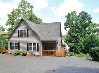 115 Lemon Ln, Hardy, VA 24101