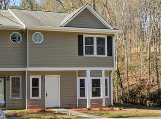 4350 Coopers Creek Dr SE, Smyrna, GA 30082