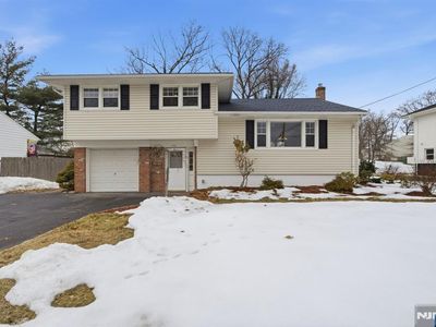 496 Prospect Ave, Dumont, NJ, 07628