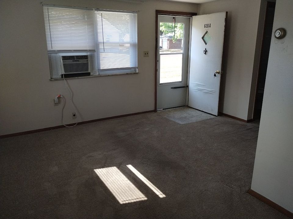 LIving room with window a/c